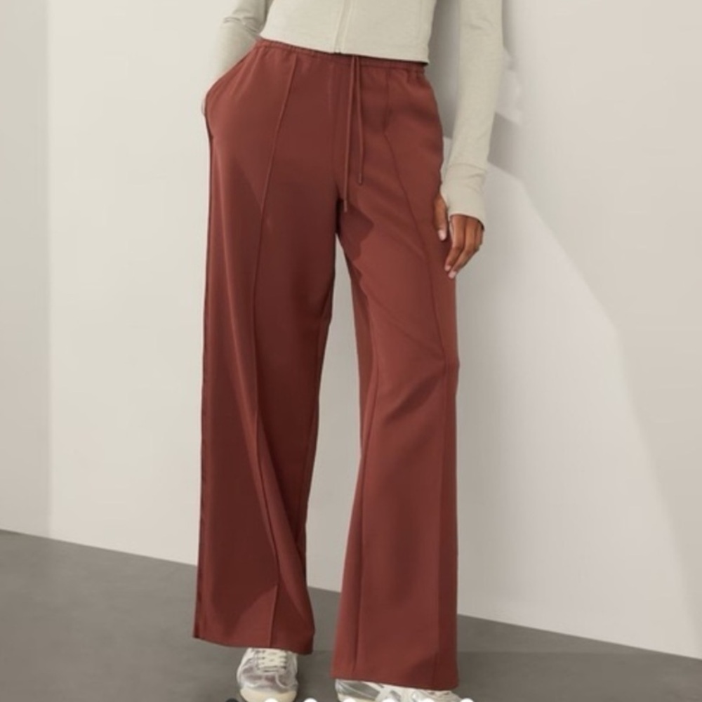 Athleta Endeavor High Rise Rust Wide-Leg Women's Pants Size Medium